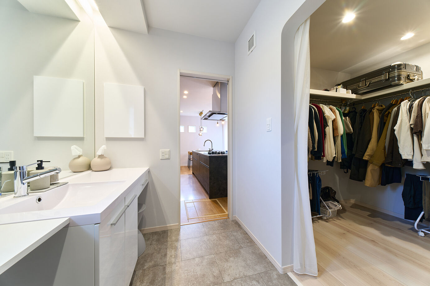 桧家住宅 【平屋／家事動線／ペット】使いやすい間取りと、シンプルな和モダンのデザインが心地いい平屋の建築実例画像6