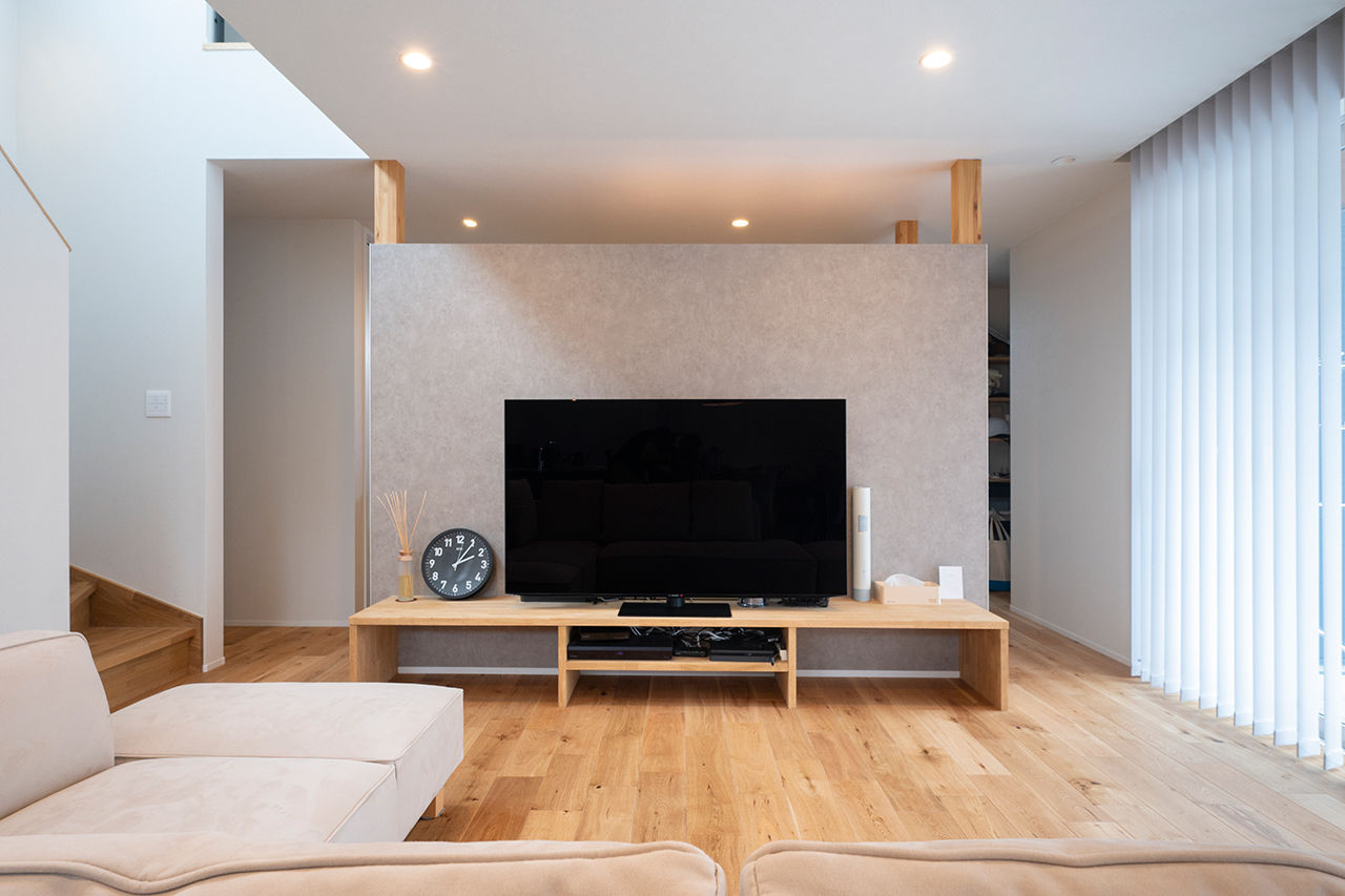 昭栄建設 【ガレージ/建築家デザイン/三重県】光・風・気配。外と、家族とつながり、心地よく暮らせるオープンな家の建築実例画像5