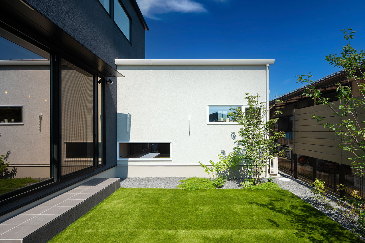 昭栄建設 【店舗併用住宅/三重県/間取り】格好いいと可愛いをバランスよく。ハーフ＆ハーフのおしゃれな家の建築実例画像7