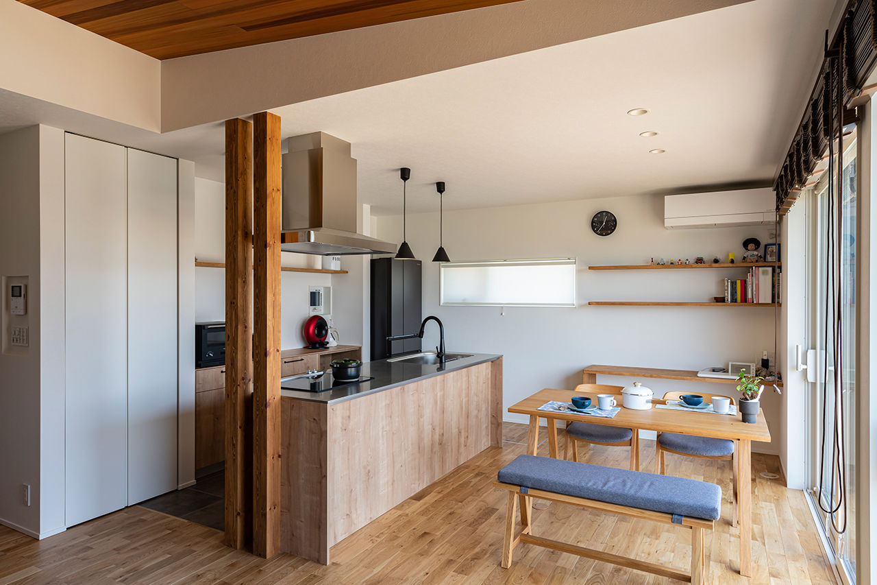 昭栄建設 【平屋/2000万円台/三重県/間取り】回遊動線の「神間取り」。ガレージから洗面室・浴室へ直行OK！の建築実例画像7