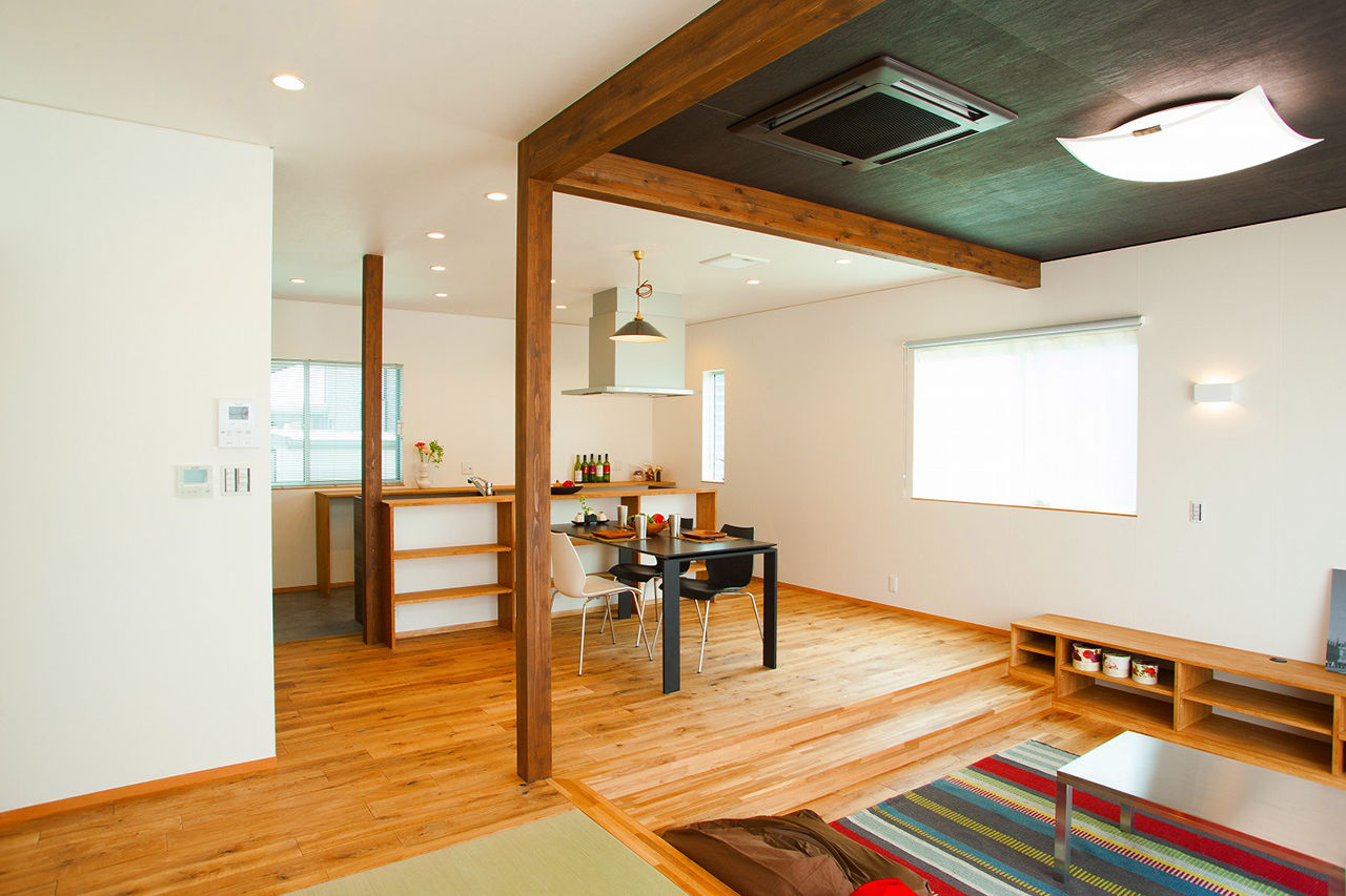 タナベ住建 【福井県鯖江市/2000万円台/39.3坪/3LDK/1階LDK/2階水まわり】庭とつながる、サンクンリビングのある暮らしの建築実例画像3