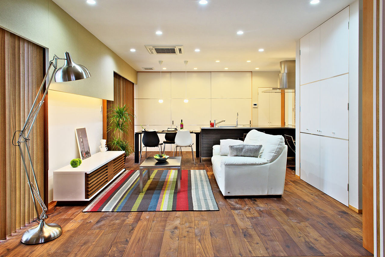 タナベ住建 【福井県越前市/2500～2999万円/40.8坪/4LDK/ドレスルーム】木格子と深い軒が印象的な、平屋風現代住宅の建築実例画像2