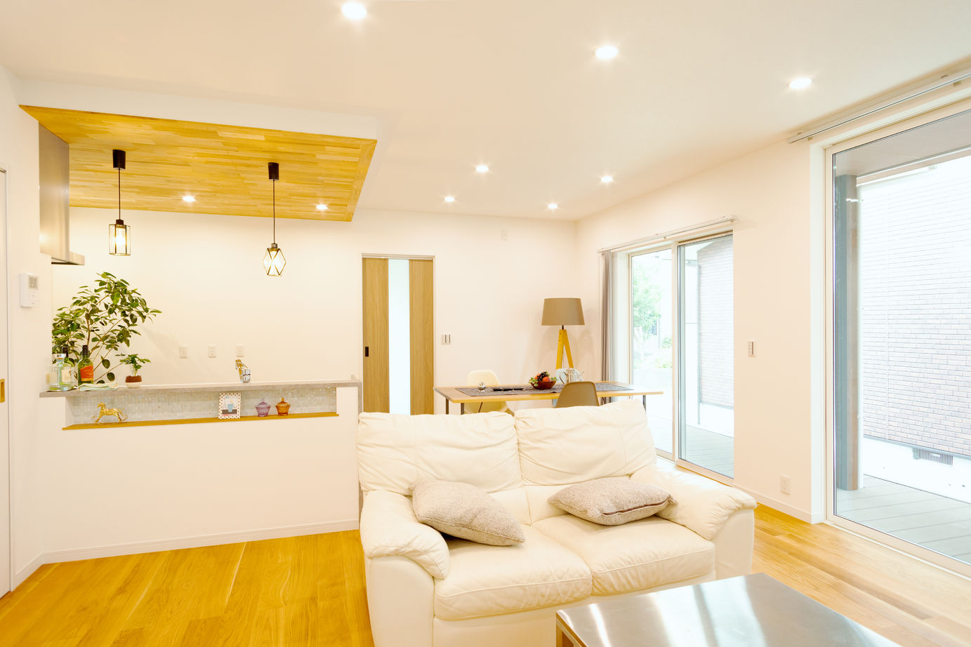 タナベ住建 【福井県福井市/2000～2099万円/33.8坪/ナチュラルテイスト】自然素材に包まれた、やさしい空気感の住まいの建築実例画像2