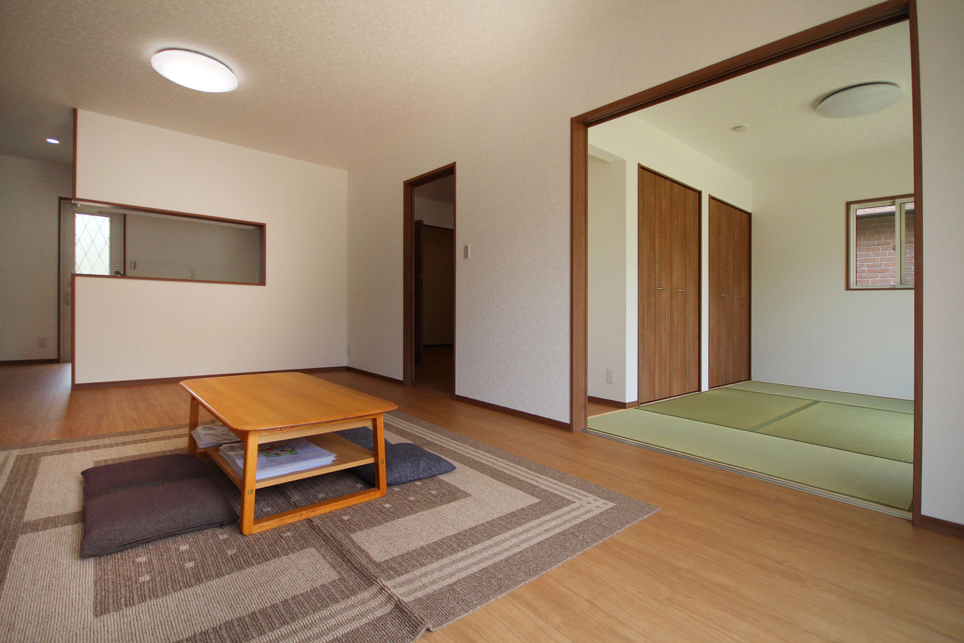 ホームサポート【佐賀県全域・福岡県南西部】 通り抜け動線＋しっかり収納の平屋。さらに低コストで資金に余裕が生まれたことでこだわりをプラスした家の建築実例画像2