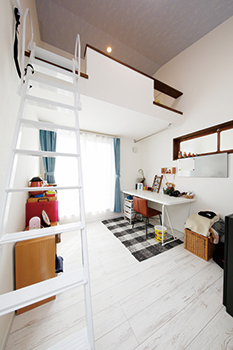 アオイ建設　一級建築士事務所 【相模原エリア/2000万円台/32坪/間取り図】バイク用ビルトインガレージを叶えた デザインに大満足の住まいの建築実例画像10