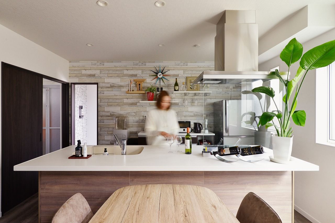 アオイ建設　一級建築士事務所 【相模原エリア/間取り図/ビルトインガレージ】愛犬たちとのびのび暮らす、第２のリビング「屋上」がある家の建築実例画像3