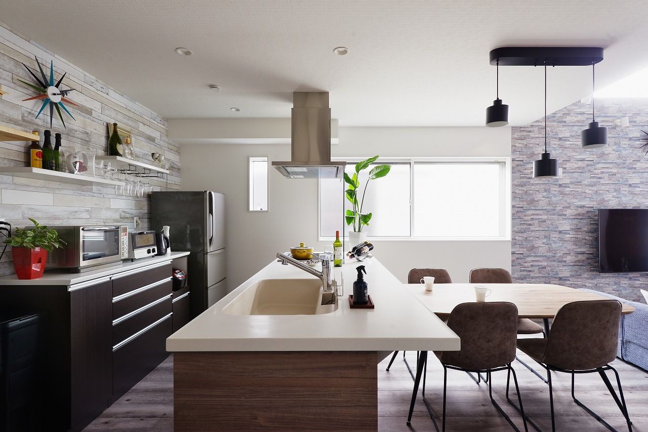 アオイ建設　一級建築士事務所 【相模原エリア/間取り図/ビルトインガレージ】愛犬たちとのびのび暮らす、第２のリビング「屋上」がある家の建築実例画像4