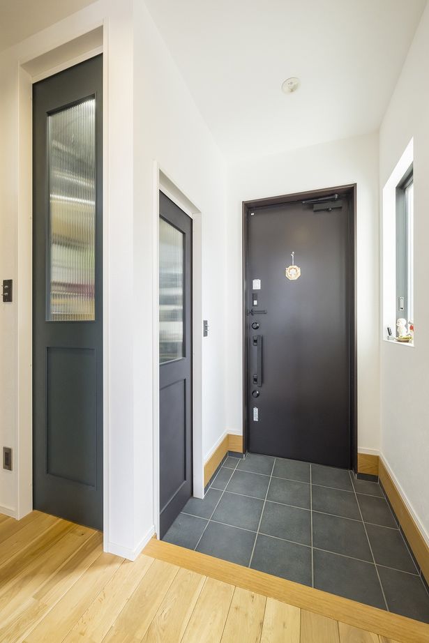 アオイ建設　一級建築士事務所 【2050万円／間取り図有】街を見下ろし、空を感じる絶景テラス。建築系の夫妻がかたちにした理想の家の建築実例画像8