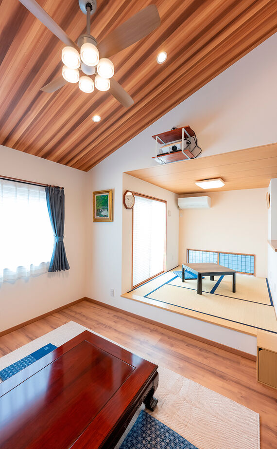 アオイ建設　一級建築士事務所 【2000万円台/27.7坪/間取り有/防音室/屋上】見晴らしの良さを活かした屋上と趣味を満喫する防音室がある家の建築実例画像5