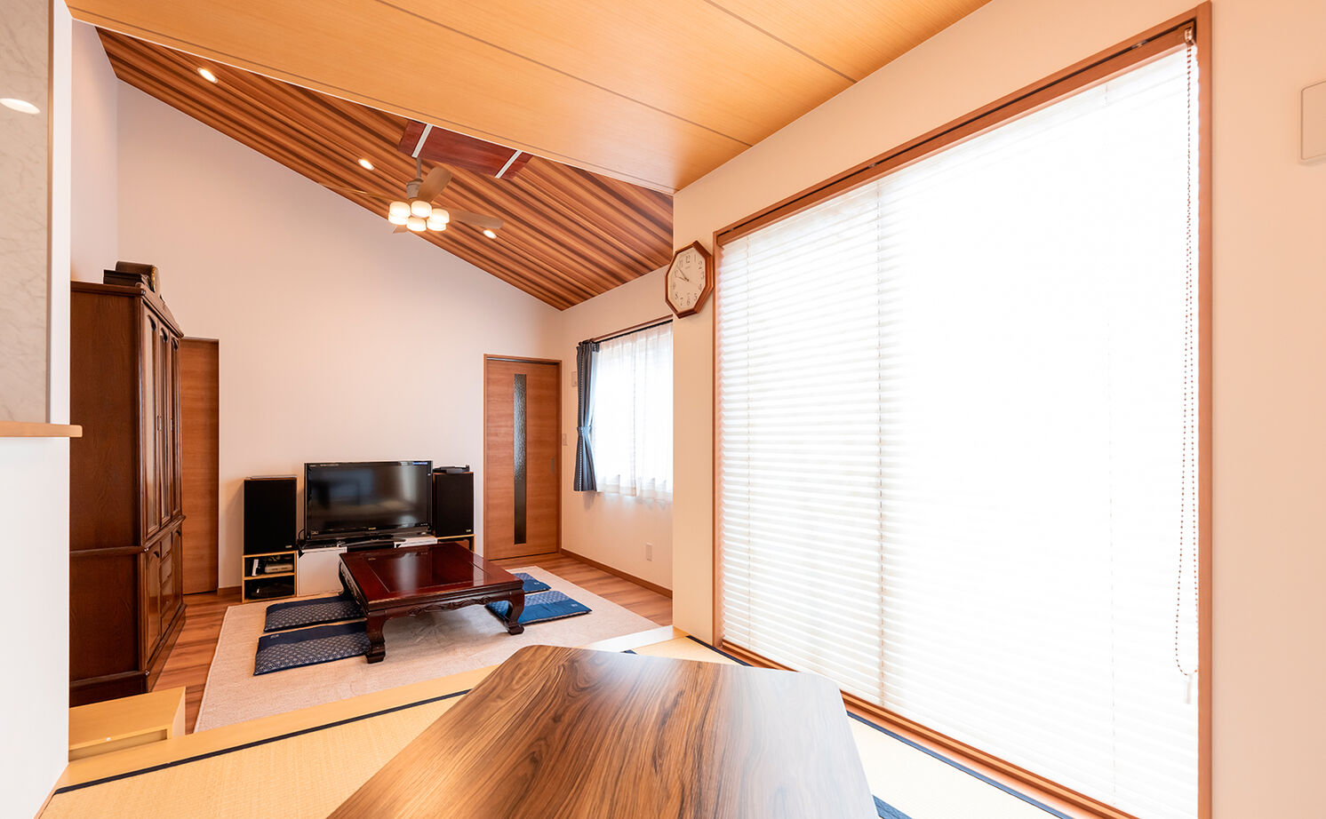 アオイ建設　一級建築士事務所 【2000万円台/27.7坪/間取り有/防音室/屋上】見晴らしの良さを活かした屋上と趣味を満喫する防音室がある家の建築実例画像11