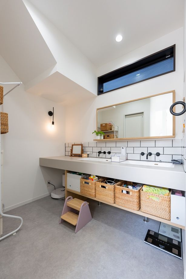 アオイ建設　一級建築士事務所 【2000万円台/間取り図有/吹き抜け】うんてい、ボルダリング、ルーフバルコニー。みんなで遊べる家が完成！の建築実例画像5