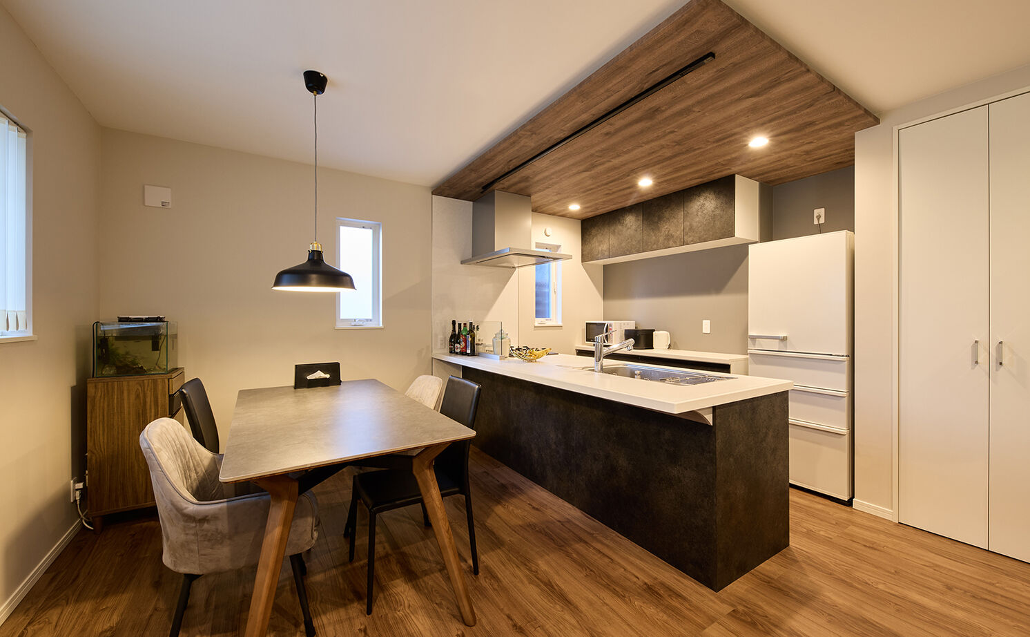 アオイ建設　一級建築士事務所 【1000万円台／30坪台／間取り有】建売から一転！間取りが自由な『規格住宅』で、理想の住まいをカタチにの建築実例画像4