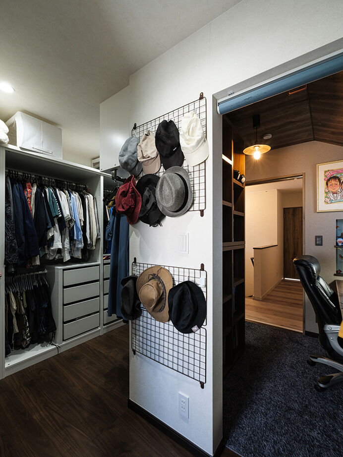 アオイ建設　一級建築士事務所 【3000万円台／二世帯／間取り図有】お母様との暮らしも、趣味の楽しみも全部叶えた、シック＆モダンな空間の建築実例画像11