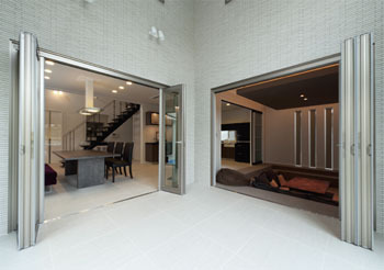 新日本ホームズ 「繋がり」と「独立性」が両立　丁度いい距離感の二世帯住宅の建築実例画像5