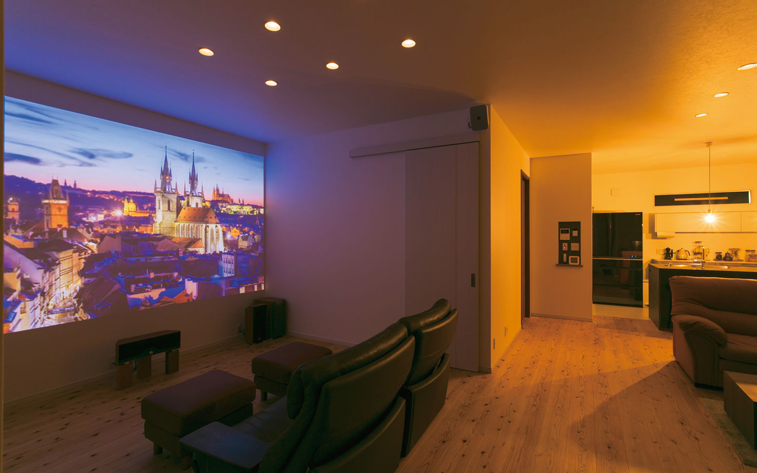 新日本ホームズ 【2100万円で建てた家】注文だらけで造り上げたこの家で、自分らしい暮らしを気ままに愉しむの建築実例画像2