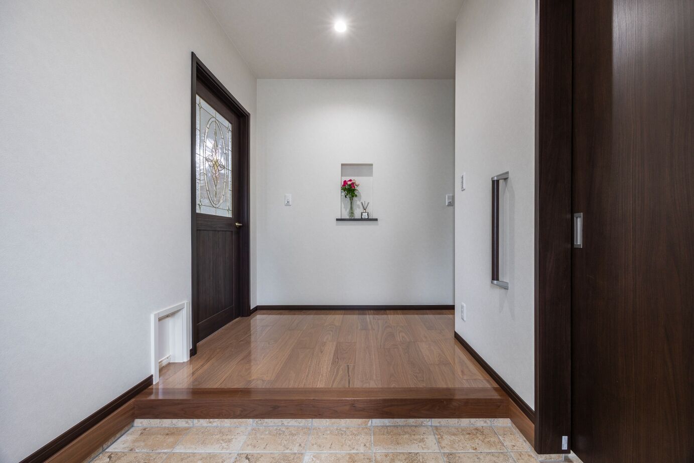 新日本ホームズ 【猫ちゃんも家族も笑顔に！】心地よさを追求した平屋の暮らしの建築実例画像2