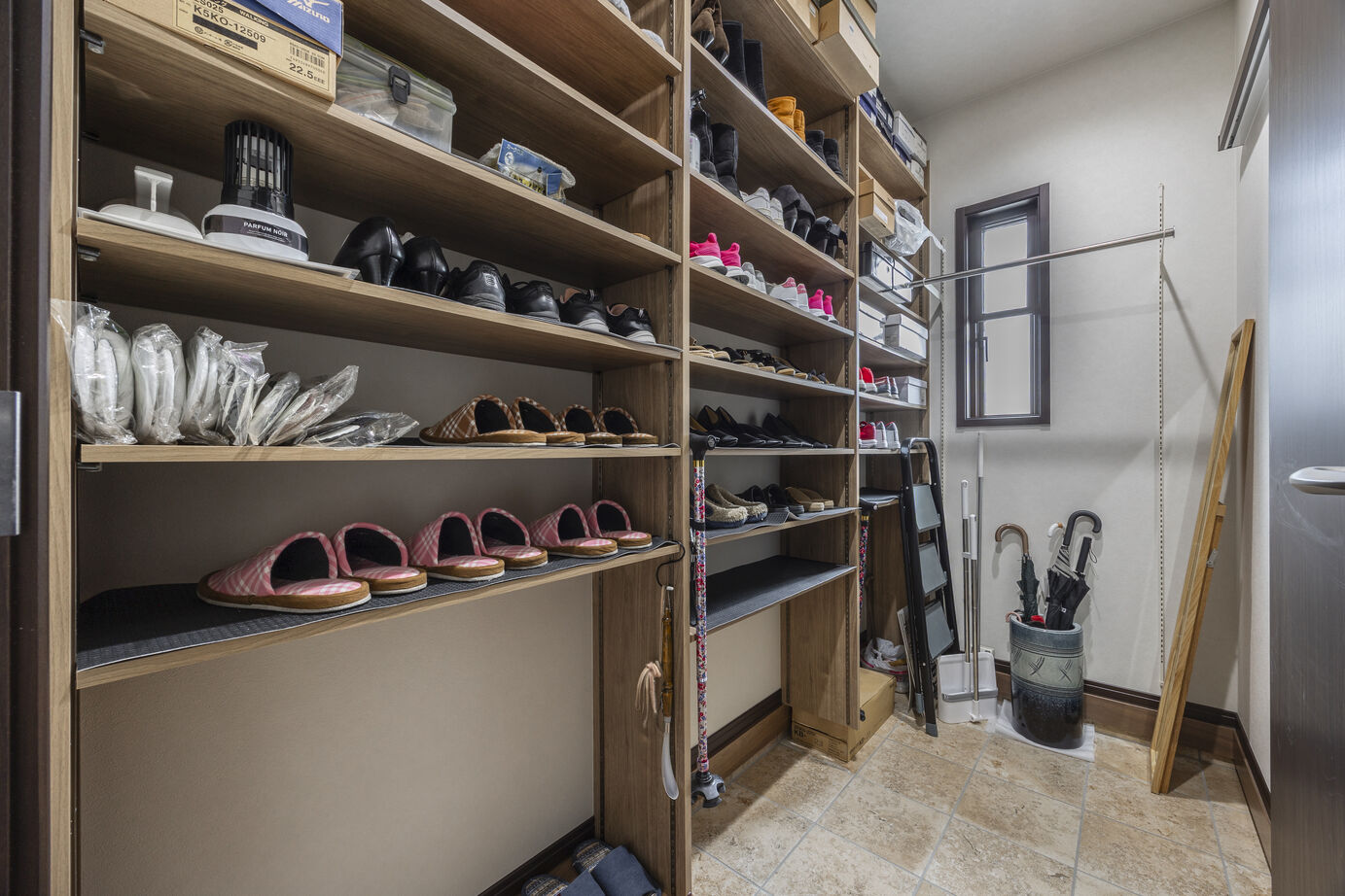 新日本ホームズ 【猫ちゃんも家族も笑顔に！】心地よさを追求した平屋の暮らしの建築実例画像4