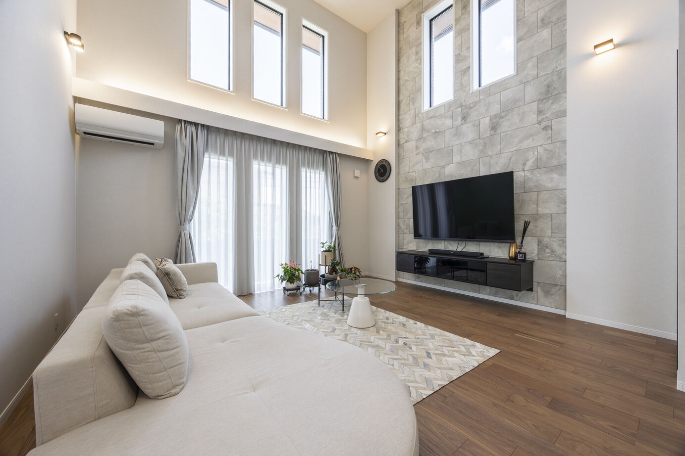 新日本ホームズ 品格と機能美が融合する、理想を超えた【ホテルライク】の住まいの建築実例画像3