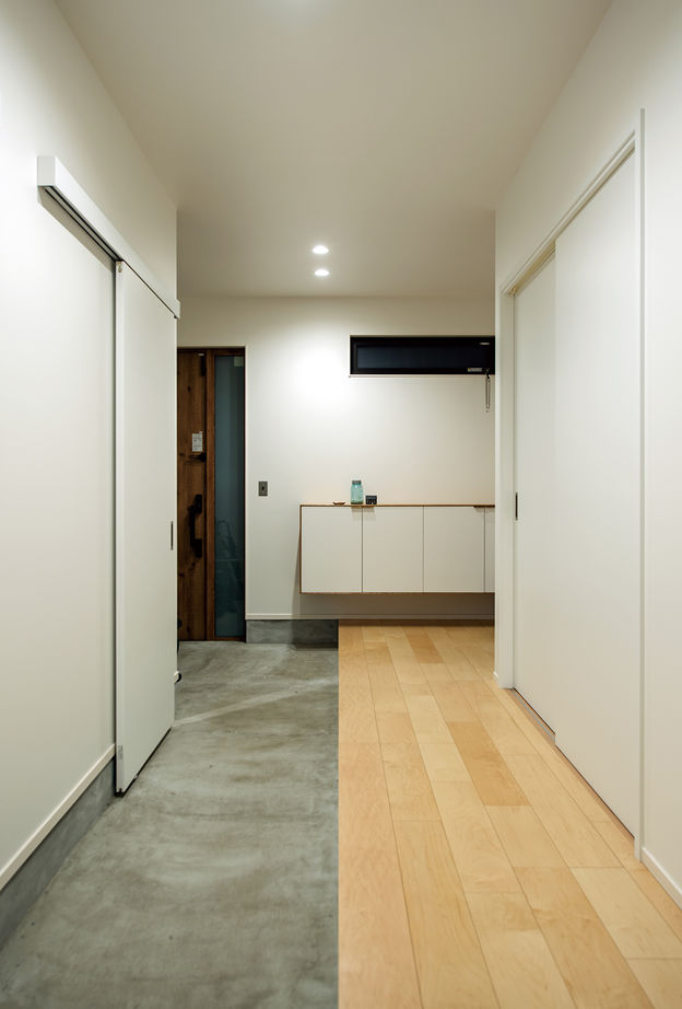 新日本ホームズ 【4000万円～で建てた家】土間からパティオへ一直線。楽しみが広がる、技あり二世帯住宅の建築実例画像5