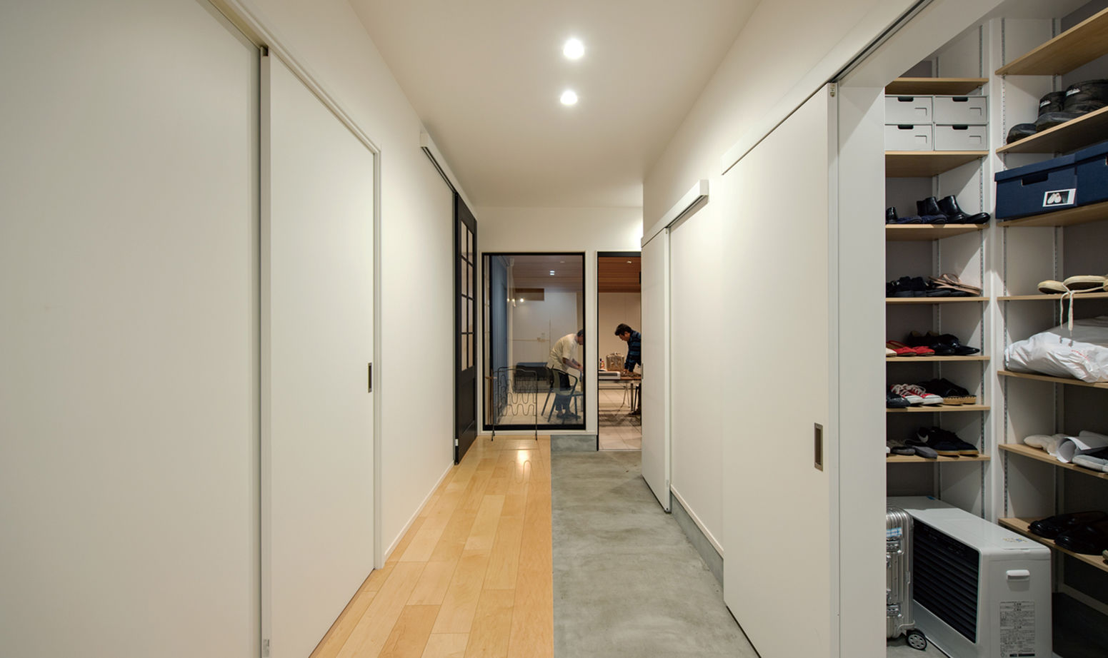 新日本ホームズ 【4000万円～で建てた家】土間からパティオへ一直線。楽しみが広がる、技あり二世帯住宅の建築実例画像6