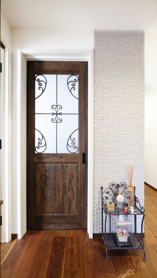 新日本ホームズ 総タイル貼りメンテナンスフリーな完全分離型2世帯住宅の建築実例画像6