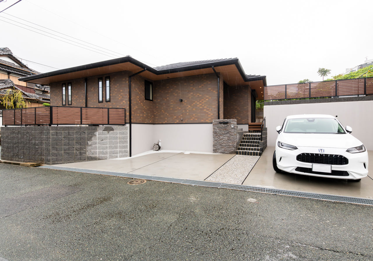 新日本ホームズ 【夫婦の『これから』を楽しむ平屋】リビングを中心とした大空間。豊富な収納で、住空間はいつでもスッキリの建築実例画像2