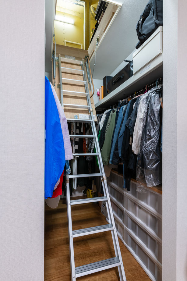 新日本ホームズ 【夫婦の『これから』を楽しむ平屋】リビングを中心とした大空間。豊富な収納で、住空間はいつでもスッキリの建築実例画像6