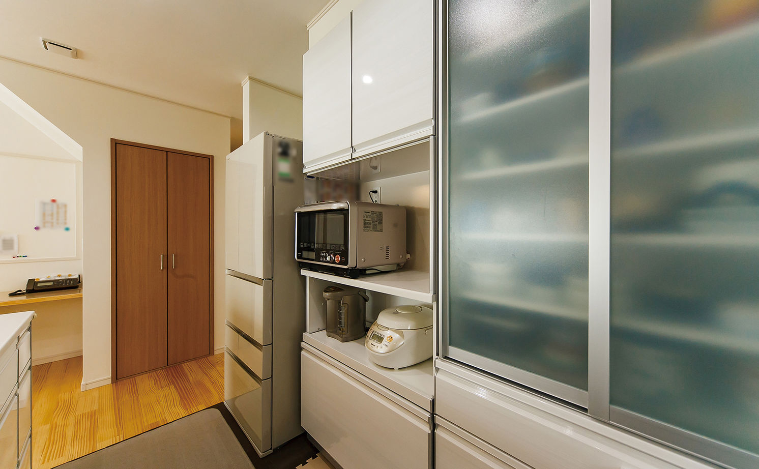 大東住宅 【2800万円/二世帯住宅/間取有】個の時間も、家族と過ごす時間も楽しい！家の隅々まで暖かくて快適な家の建築実例画像6