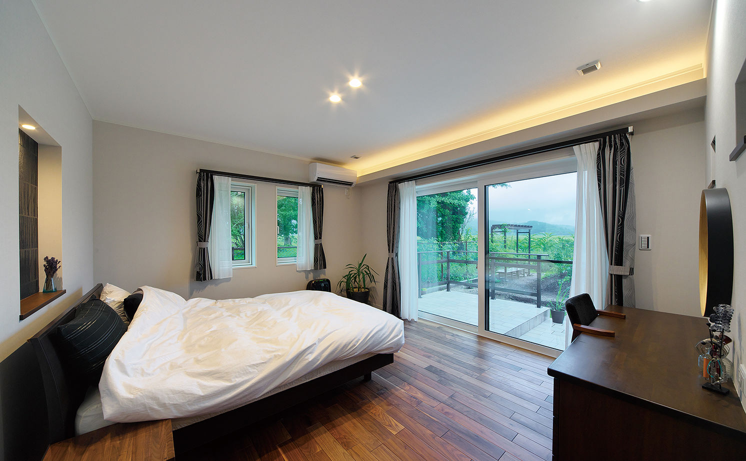 大東住宅 【3140万円/白石市/平屋ガレージハウス/間取有】人も猫も楽しく暮らせる！性能、コストのバランスに納得の建築実例画像12