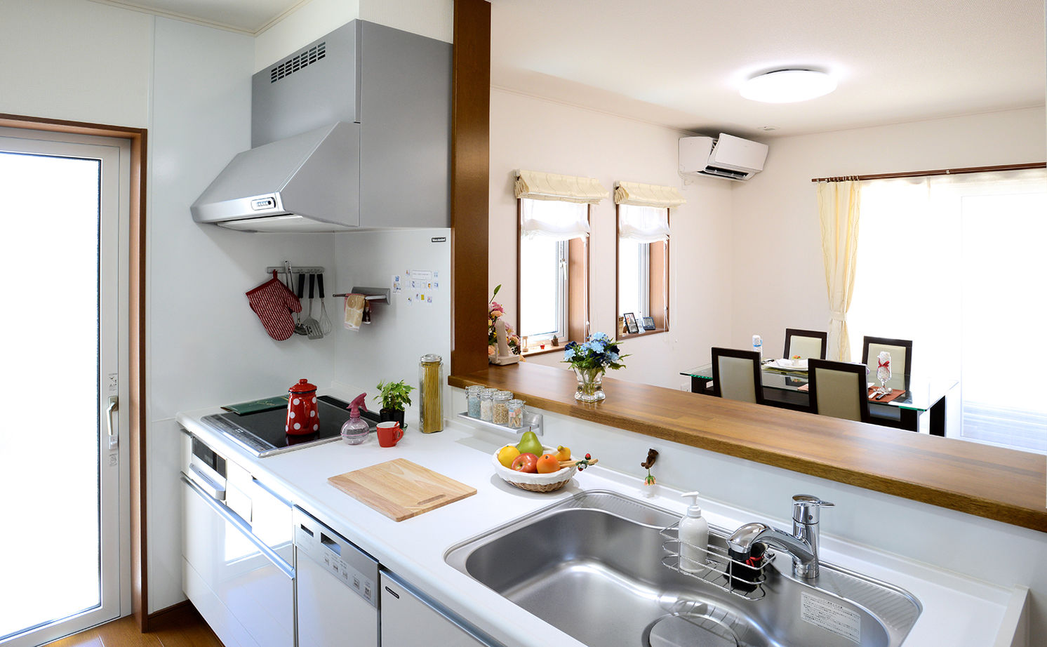 大東住宅 【1980万円/平屋/間取有】まるで２階建て。ソーラーサーキットなら一年中、家全体が心地よいの建築実例画像8