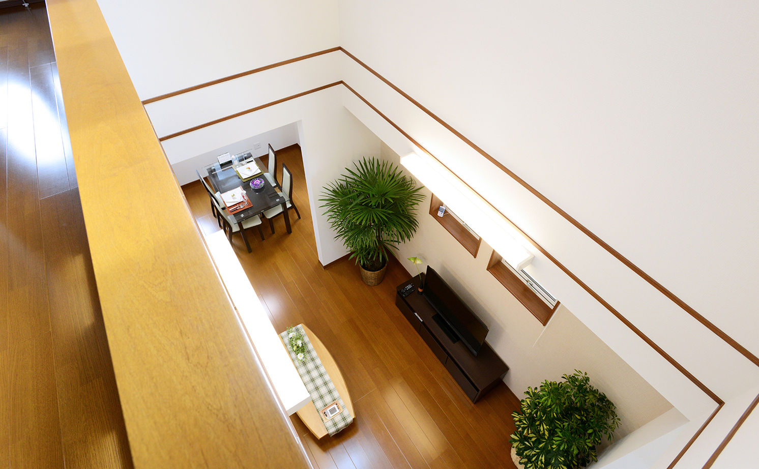 大東住宅 【1980万円/平屋/間取有】まるで２階建て。ソーラーサーキットなら一年中、家全体が心地よいの建築実例画像12