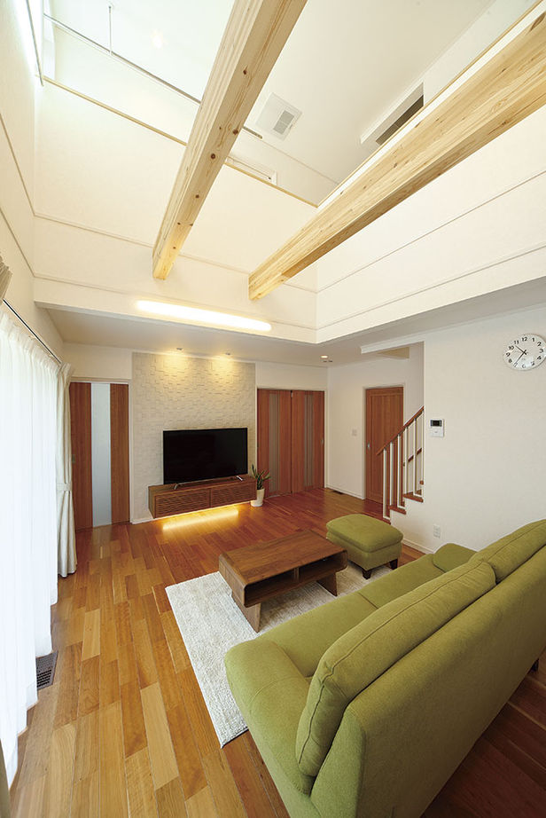 大東住宅 【2500万円/心安らぐ木の家/間取有】ナチュラルな色合いの箱型の家。爽やかな風を感じる住み心地の建築実例画像4