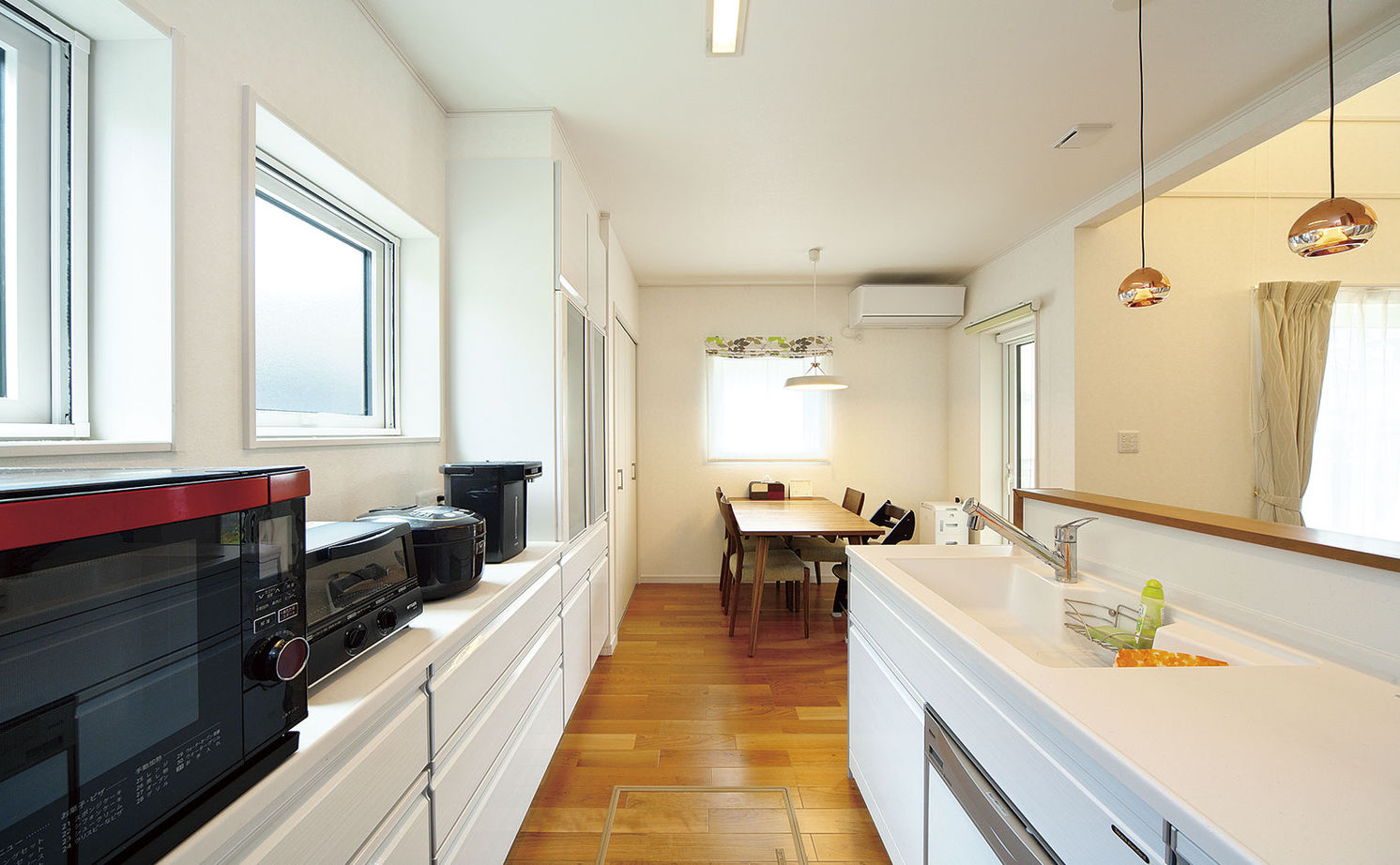 大東住宅 【2500万円/心安らぐ木の家/間取有】ナチュラルな色合いの箱型の家。爽やかな風を感じる住み心地の建築実例画像6