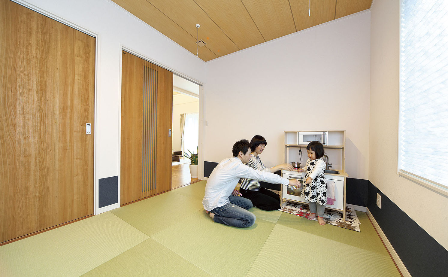 大東住宅 【2500万円/心安らぐ木の家/間取有】ナチュラルな色合いの箱型の家。爽やかな風を感じる住み心地の建築実例画像8