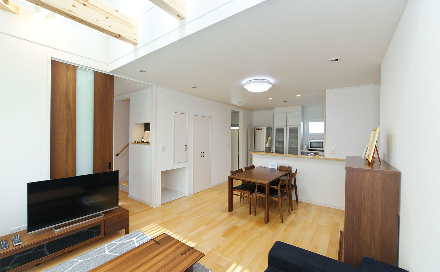 大東住宅 【2320万円/収納充実/間取有】趣味の声楽を楽しむ暮らし。外断熱の家で快適な住み心地を実現の建築実例画像3