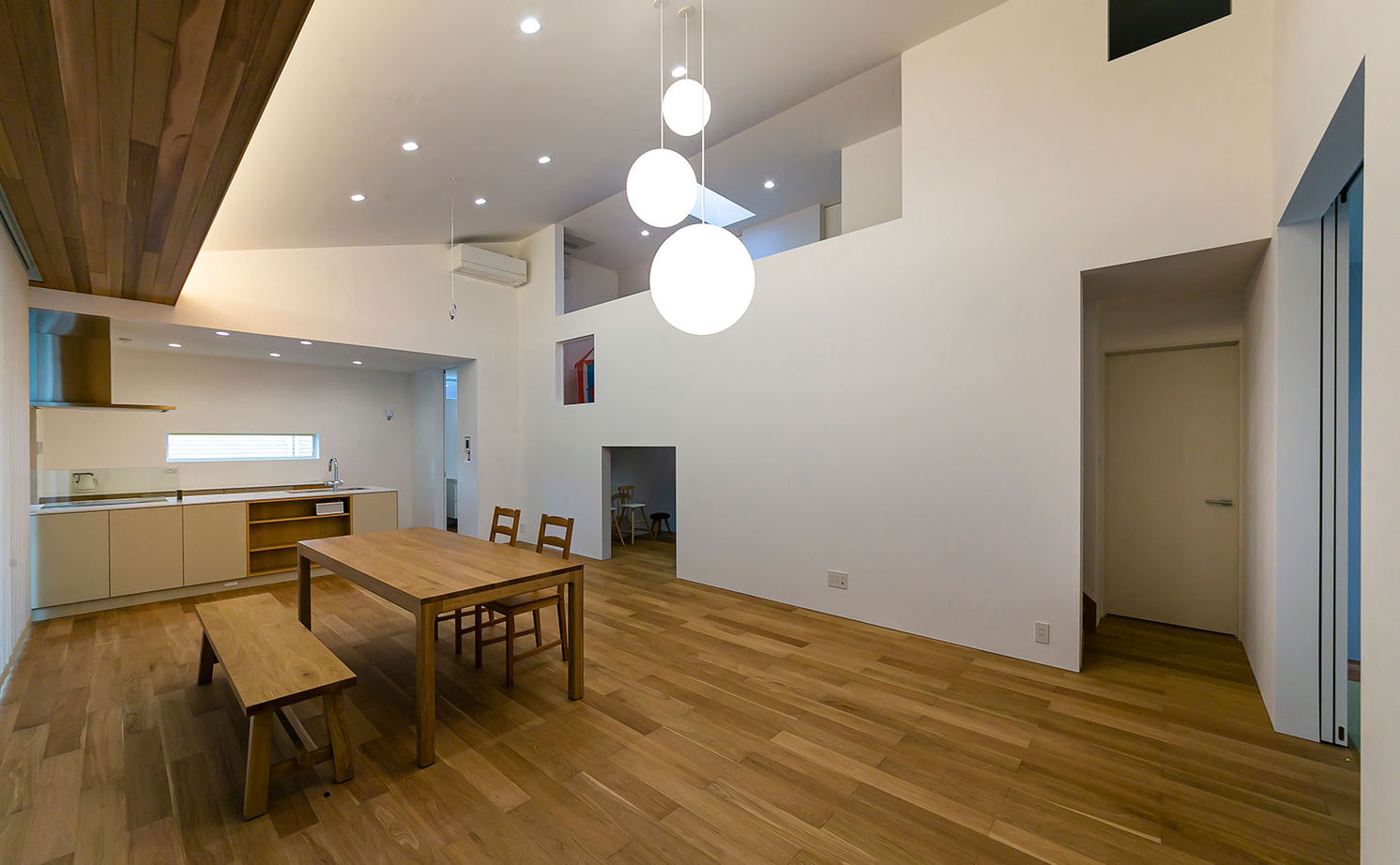 大東住宅 【2830万円/平屋風/間取有】性能×自由度のバランスに納得。手入れをしながら成長する家の建築実例画像2