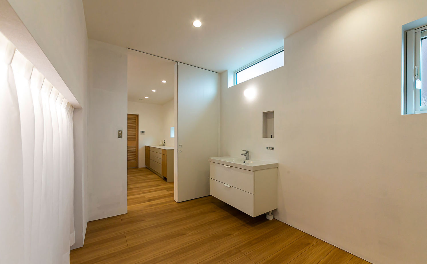 大東住宅 【2830万円/平屋風/間取有】性能×自由度のバランスに納得。手入れをしながら成長する家の建築実例画像11