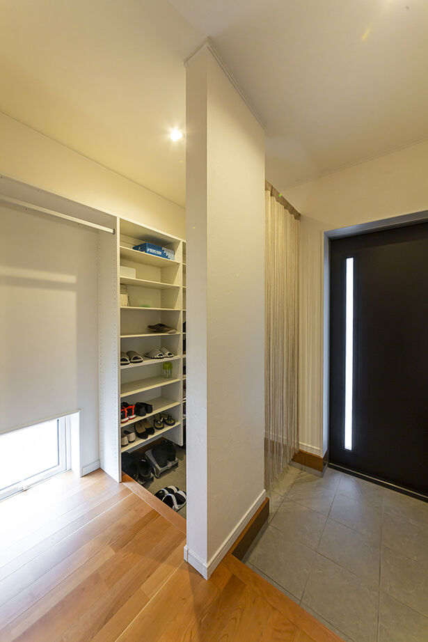 大東住宅 【2000万円台/吹抜け/リビング階段】開放感と木の香りに癒されるLDK。面積以上に広く感じる工夫にも注目の建築実例画像11