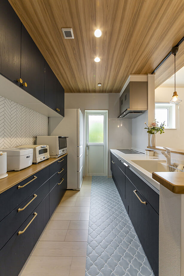 大東住宅 【2000万円台/小上がり・リビング階段/間取有】広々LDKがお気に入り！家事をラクにする工夫も満載の家の建築実例画像5