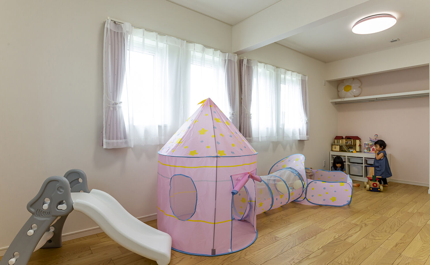 大東住宅 【2000万円台/小上がり・リビング階段/間取有】広々LDKがお気に入り！家事をラクにする工夫も満載の家の建築実例画像8