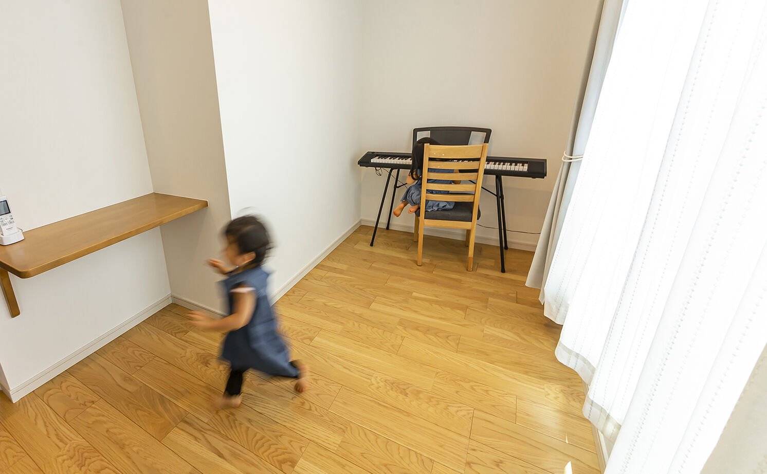 大東住宅 【2000万円台/小上がり・リビング階段/間取有】広々LDKがお気に入り！家事をラクにする工夫も満載の家の建築実例画像9