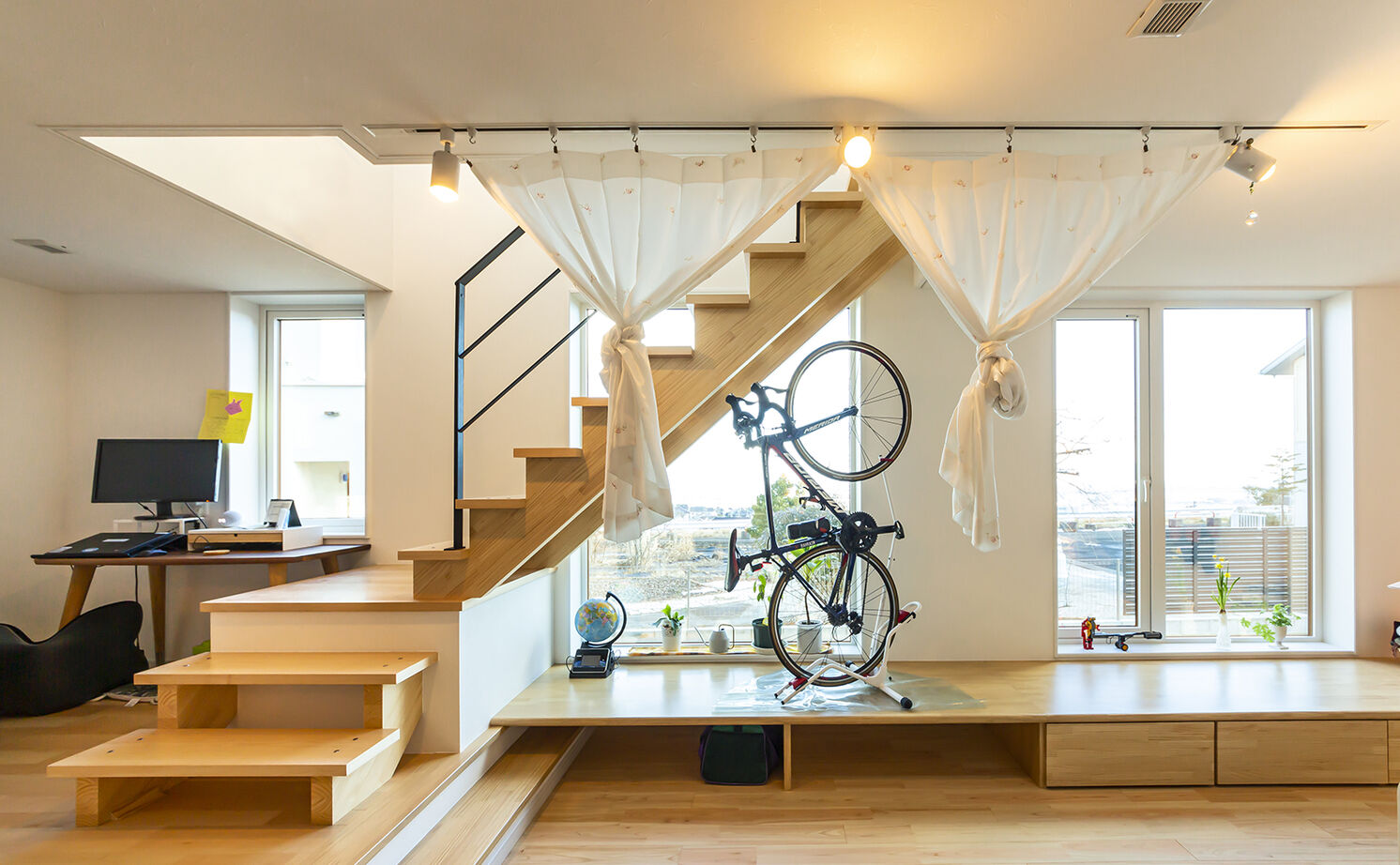 大東住宅 【2000万円台/吹抜けリビング階段】-6℃の大寒波でも、ぬくもりある住まいに。自慢の施工力で理想の空間への建築実例画像5