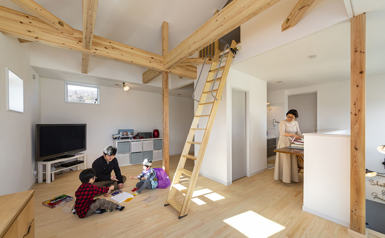 大東住宅 【2000万円台/吹抜けリビング階段】-6℃の大寒波でも、ぬくもりある住まいに。自慢の施工力で理想の空間への建築実例画像8