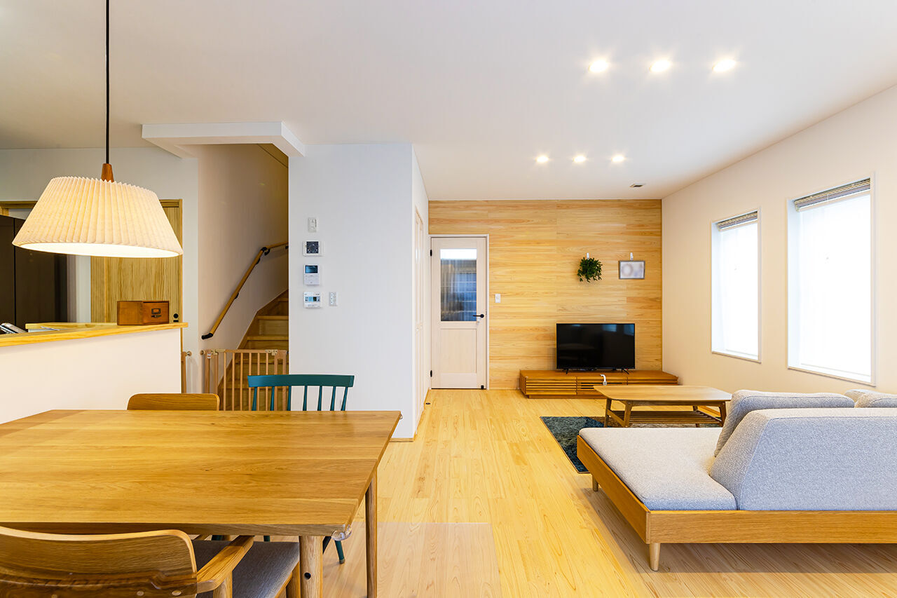 大東住宅 【2000万円台/家事の時短/間取有】家族の願いを全部カタチに。暮らしを楽しむ高性能な木の家の建築実例画像2