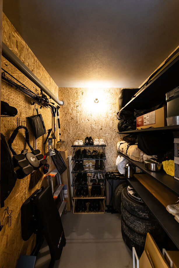 大東住宅 【2000万円台/平屋/間取有】木と自然とアウトドアを暮らしの中心に。我が家で楽しむ自由な毎日の建築実例画像5