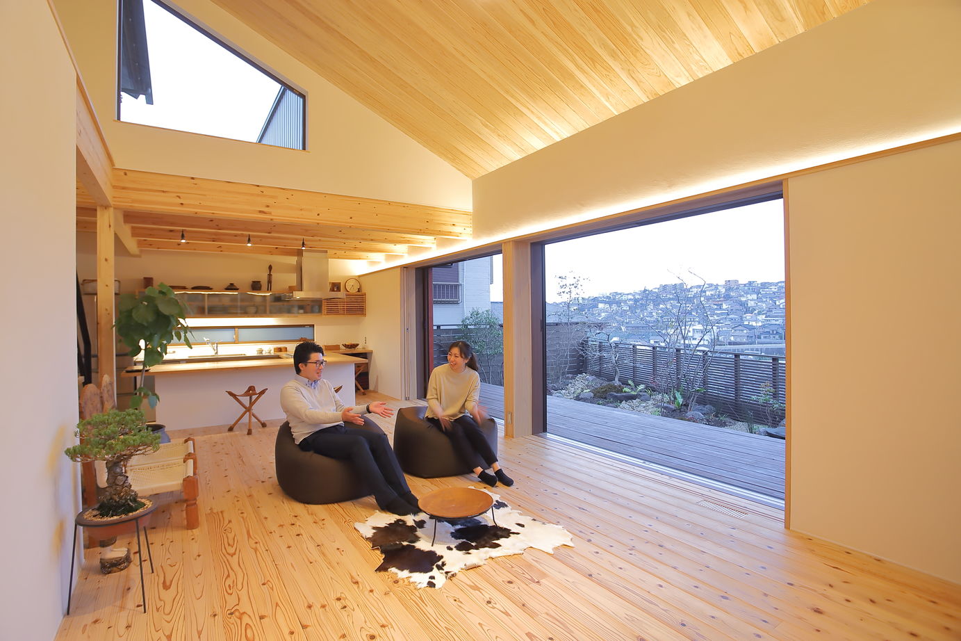 ベルハウジング 【鹿児島市/ウッドデッキ/4LDK】どこにいても自然を感じられる個性豊かな住まいの建築実例画像2