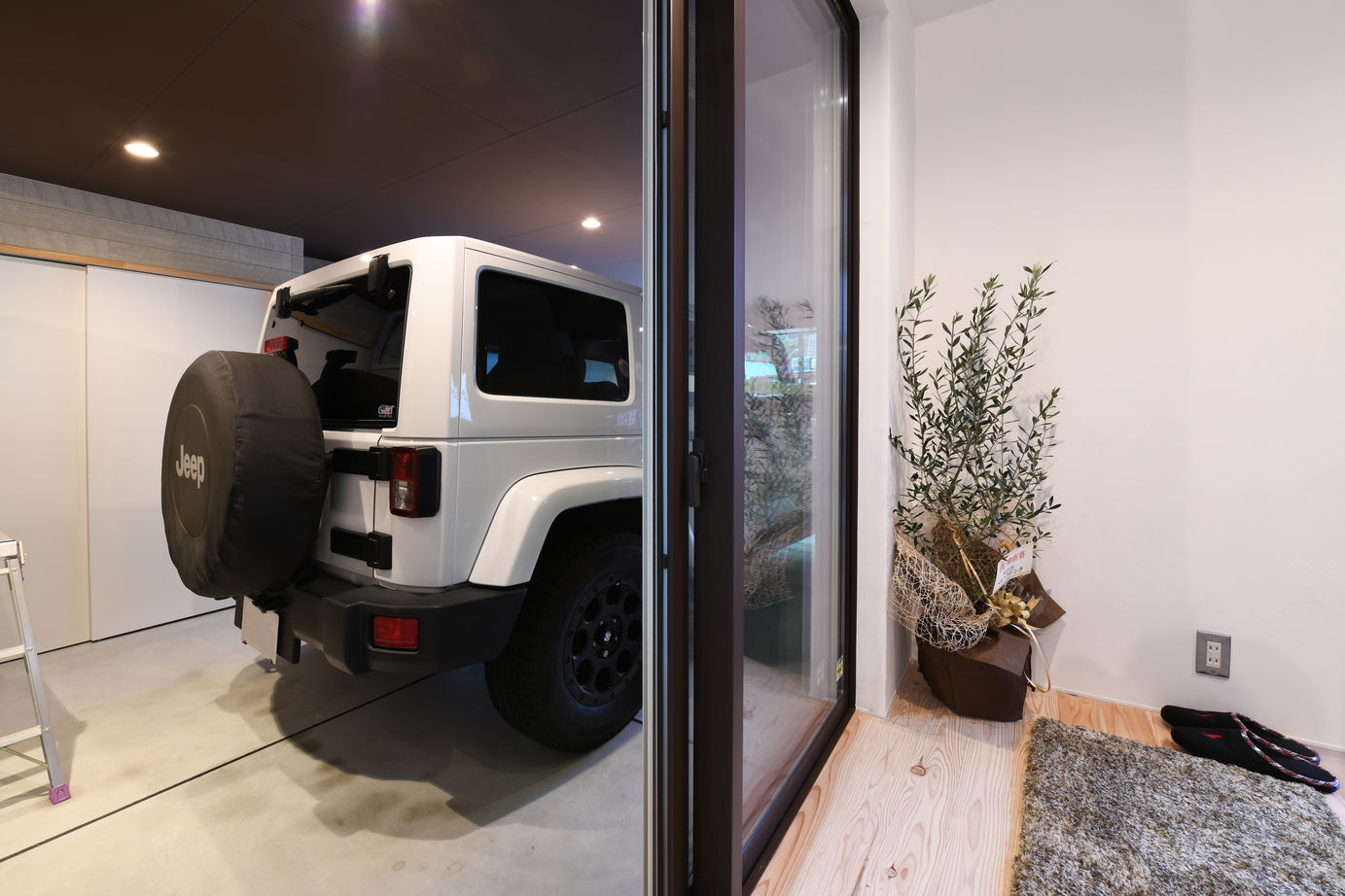 ベルハウジング 【鹿児島市/ガレージハウス/4LDK】趣味を楽しむガレージハウスの建築実例画像5