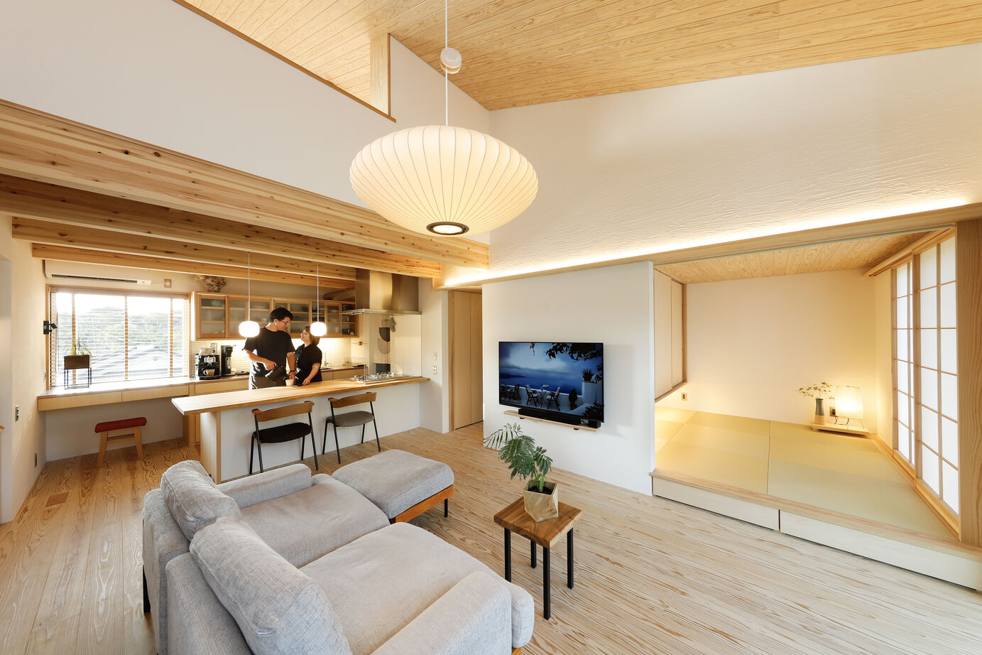 ベルハウジング ペットと暮らす薪ストーブがあるガレージハウスの建築実例画像3