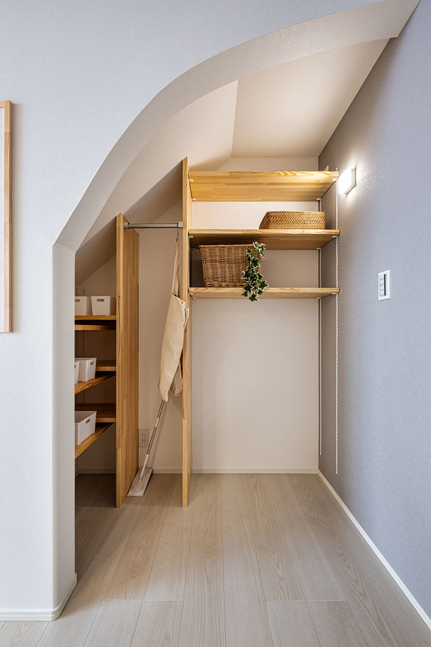 オフィスHanako アクセントクロスがかわいい北欧テイストのお家の建築実例画像5