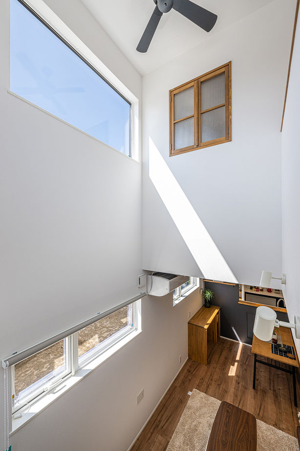 オフィスHanako 施主様のセンスがあふれる、インナーテラスのあるカフェ風のお家の建築実例画像8